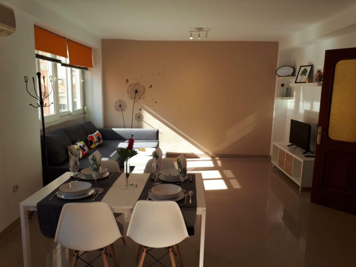 La Casa De Blanca. Coqueto Piso Centrico Y Cerca De Todo Apartment Almería Exterior photo